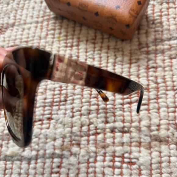 MCM Havana Tortoiseshell Cat-Eye Women's Sunglasses - Brown - Picture 5 of 7